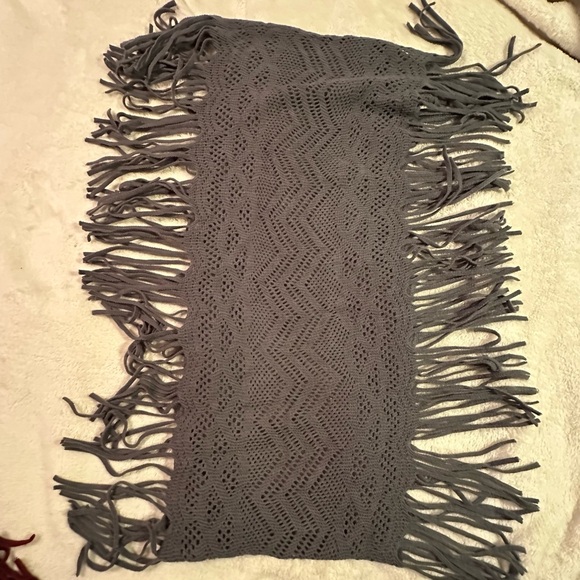 (2) Infinity Scarves - Picture 3 of 3